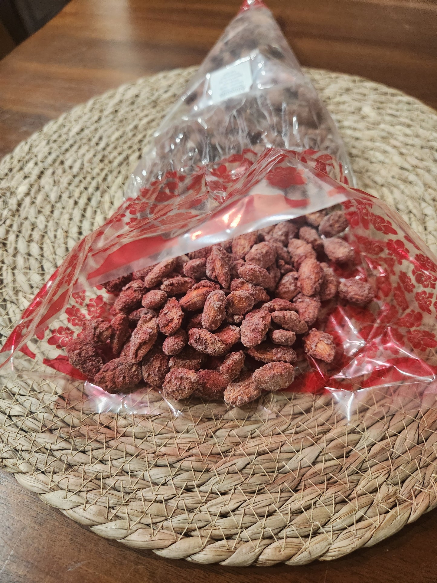 Cinnamon Roasted Nuts - Giant Cone